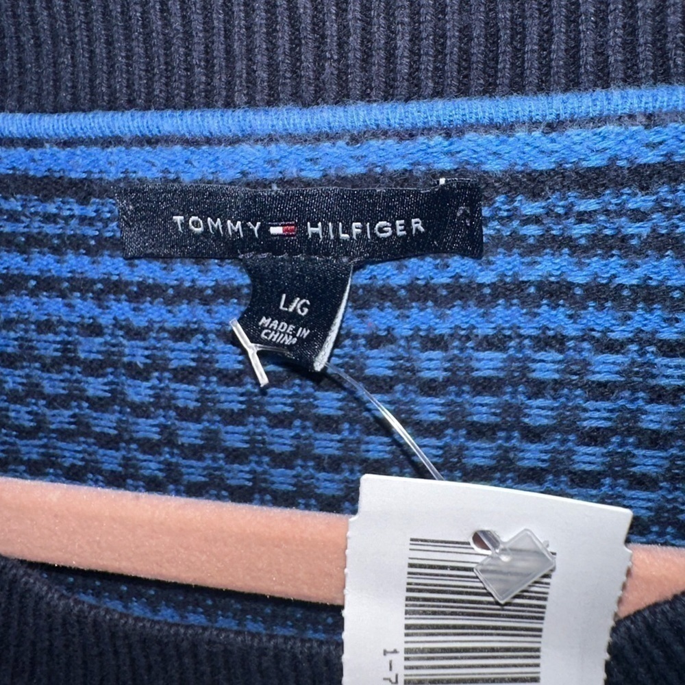 Tommy Hilfiger Sweater - Picture 3 of 5